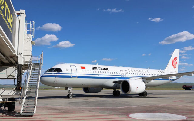 China lleva años construyendo un avión para plantar cara a Airbus y Boeing. El C919 acaba de estrenar su primera ruta internacional