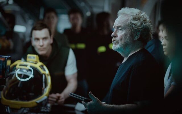 Ridley Scott confirma que está reescribiendo la nueva película de ‘Alien’ después de haber visto ‘Romulus’: “Creo que necesitan algo de ayuda”