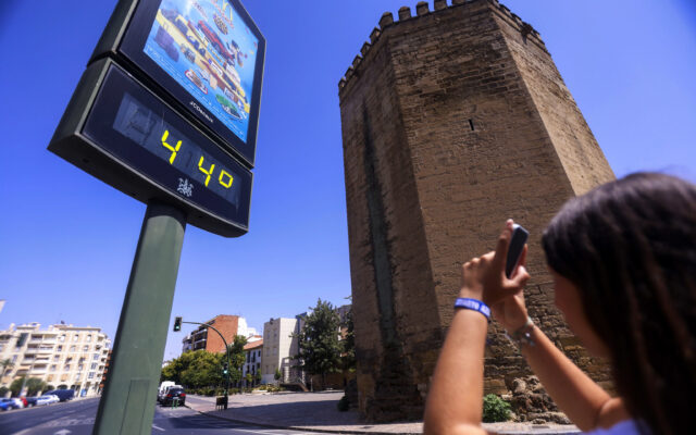 España iguala el récord de la década en mortalidad por calor: más de 3.000 fallecidos en tres meses