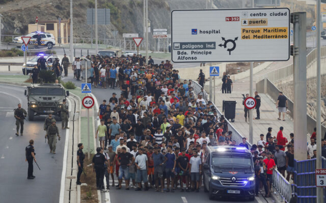 La migración como arma de la guerra híbrida