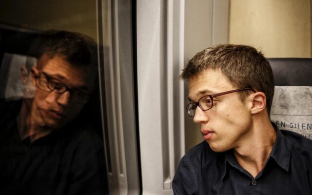 El juez archiva la querella por calumnias que interpuso Errejón a Mouliaá por acusarle de extorsionar testigos