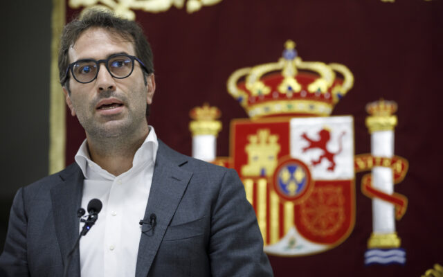 Más reglas y más control para los bancos: Moncloa pone el foco en los créditos al consumo y las reclamaciones de los usuarios en el arranque de curso
