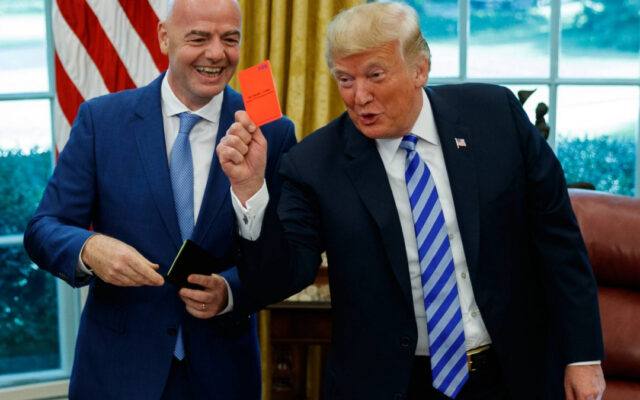 Trump avisa sobre Infantino<br>