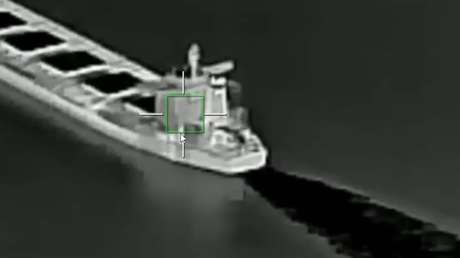 Rusia mantiene su ofensiva marina: otros tres cargueros ucranianos son alcanzados por drones (VIDEO)