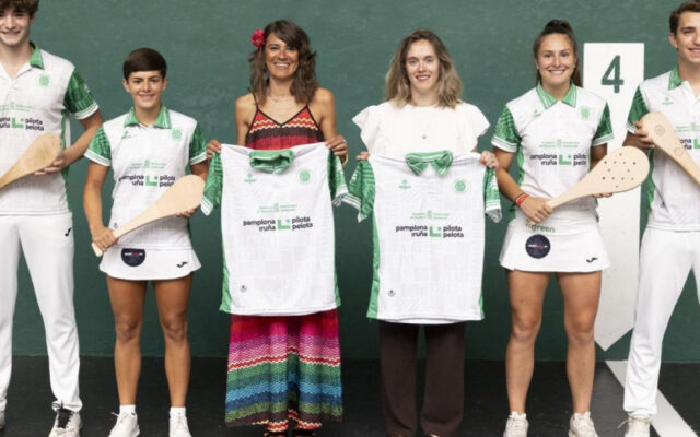 La Federación Internacional de Pelota Vasca vuelve a denunciar la capitalidad mundial de Pamplona