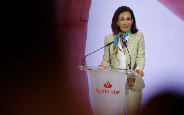 La Fed autoriza la compra de Webster por el Santander y la operación se cerrará en dos semanas