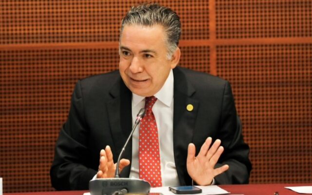 Inzunza debe decidir si vuelve al Senado pese a investigación: Sheinbaum