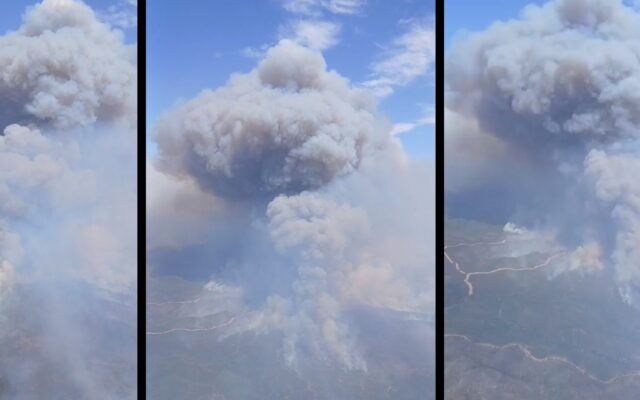 Así se comporta el incendio de Niebla: un ‘big one’ con saltos de más de tres kilómetros y que logra avanzar de forma inesperada contra el viento