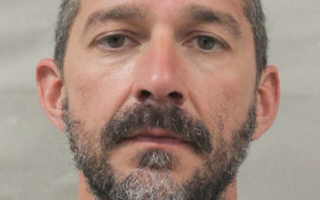 Shia LaBeouf, sobre las superproducciones de Hollywood: “Te dan el dinero, vienen al set, te meten un dedo por el culo y te persiguen durante cinco meses”