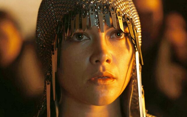 Florence Pugh, actriz: “No voy a esconder la celulitis de mi muslo, ni la grasa entre mi brazo y mi pecho. Prefiero mostrarlo todo sin tapujos”