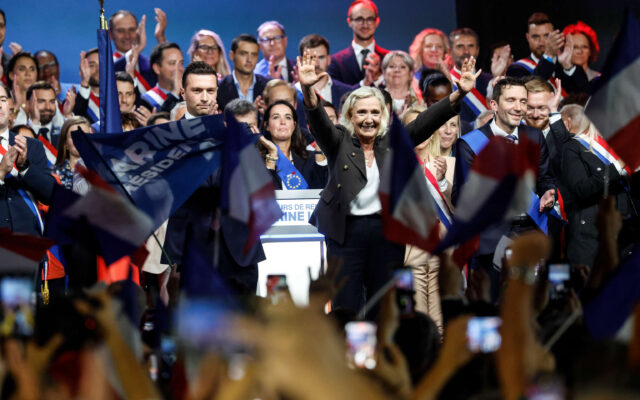 Marine Le Pen seduce a los millonarios