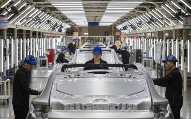 Los coches chinos disparan sus ventas y meten más presión para ajustes de empleo en sus rivales europeos