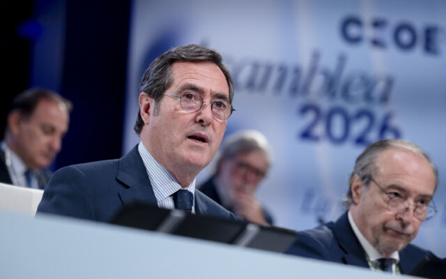 Los jefes de las patronales de Madrid y Cataluña piden más poder a Garamendi en la nueva cúpula de la CEOE