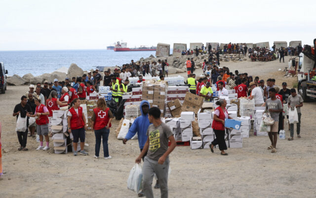 Más de 53 millones para la asistencia de los inmigrantes en Ceuta: el Gobierno y la ciudad se apoyan en un entramado de colectivos y Vox señala a las ONG