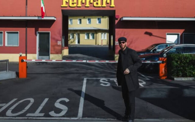 'De repente', Sergio Ramos aparece por la sede de Ferrari