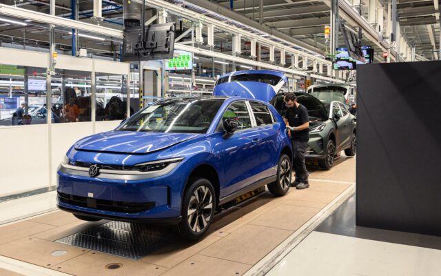Volkswagen aprueba su gran plan de ajuste: recortará 50.000 empleos y pone en duda el futuro de cuatro plantas alemanas