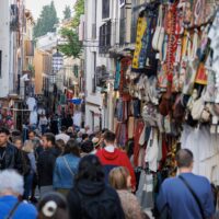 Viajar fuera de temporada alta: los precios, la masificación y el clima cambian el turismo