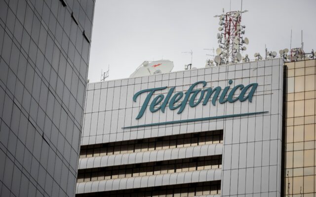 Telefónica reactiva el proceso para la venta de su filial en Venezuela