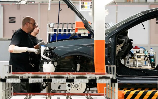 Los sindicatos y las patronales del motor advierten de pérdidas de empleo si desaparece la marca Seat