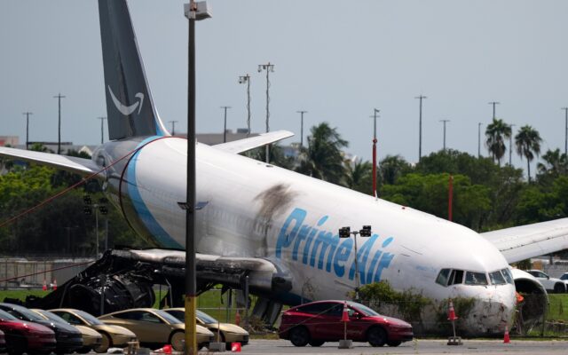Las cinco víctimas mortales del accidente de avión en Miami iban en una camioneta para empleados de limpieza