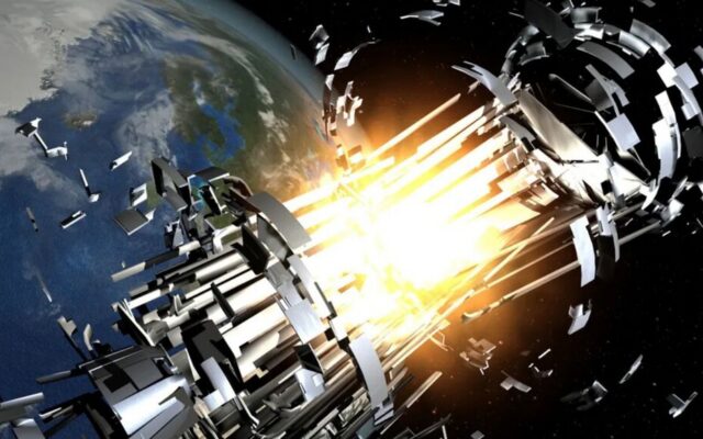 Hay tanta basura en órbita que los científicos proponen algo: que cada satélite pague una fianza de 200.000 dólares