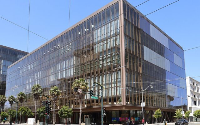 OpenAI encuentra un “sofisticado” dispositivo de grabación en sus oficinas y se pone en manos del FBI