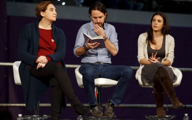 Colau y Montero hablan directamente para desatascar la integración de Podemos en el Frente Amplio