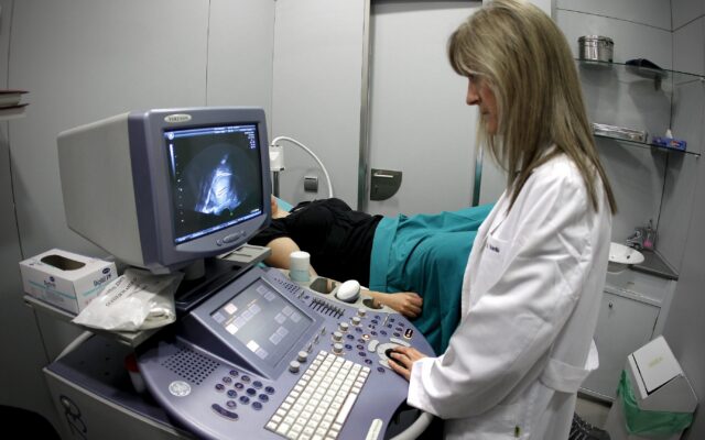 Decreto por vía de urgencia sobre el aborto: Sanidad e Igualdad ultiman la norma sobre la información que debe recibir la mujer