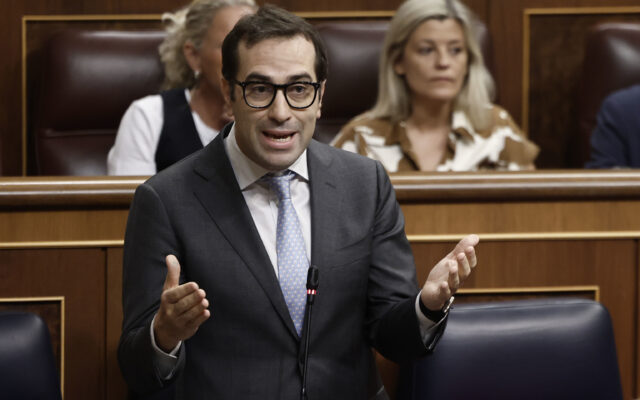 España destinará 20.000 millones más al año a pagar los intereses de la deuda pública y agotará el margen presupuestario para la próxima crisis