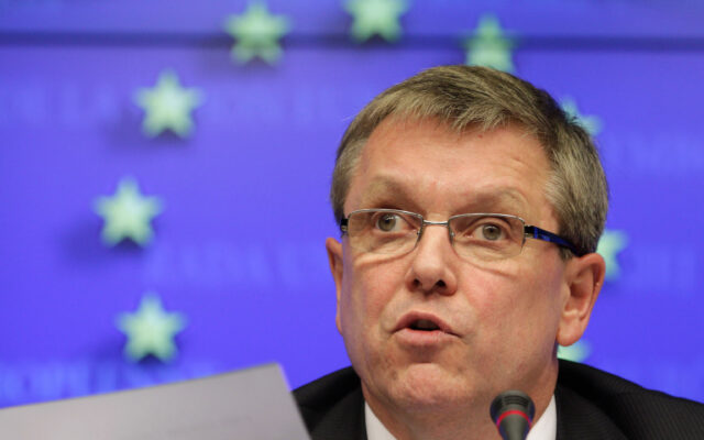 La caída del banquero de Orban abre la caja del antiguo poder húngaro