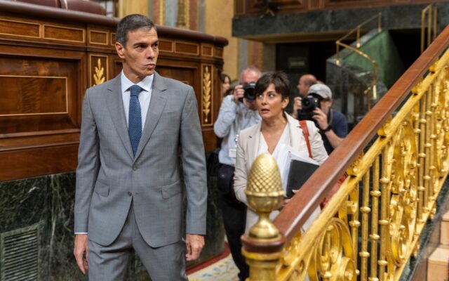 El Consejo de Ministros aprobará mañana unos decretos de vivienda similares a los que cayeron para que los vote la Diputación Permanente