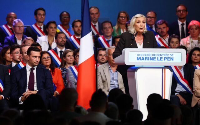 El castigo a la deuda francesa se extiende a Italia y amenaza con contagiar a la eurozona