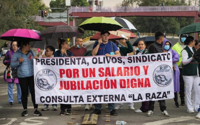 Desabasto y prestaciones pendientes en el IMSS deben atenderse: Sheinbaum